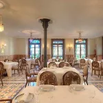 U-hotel Ciudad De Ξενοδοχείο 4*