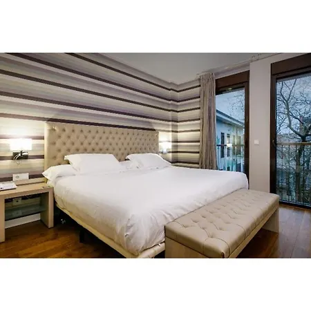 Ciudad De By Portblue Boutique