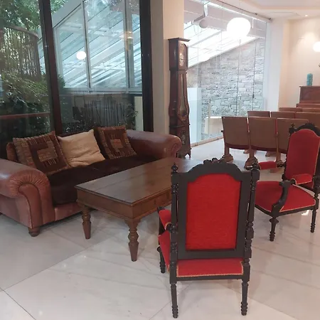 U-hotel Ciudad De 4*