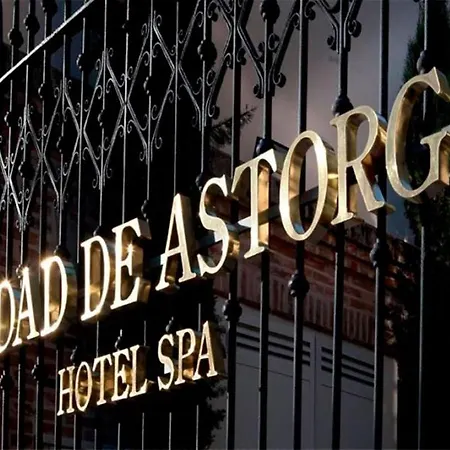 Szálloda U-hotel Ciudad De