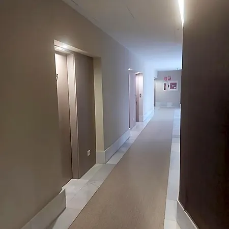 Ξενοδοχείο U-hotel Ciudad De