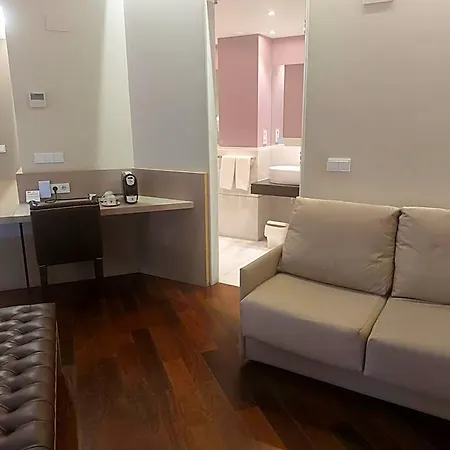 U-hotel Ciudad De