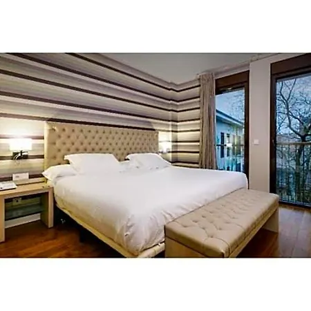 U-hotel Ciudad De 4*