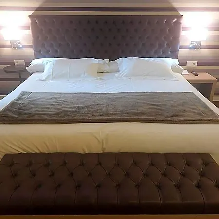 U-hotel Ciudad De 4* Astorga