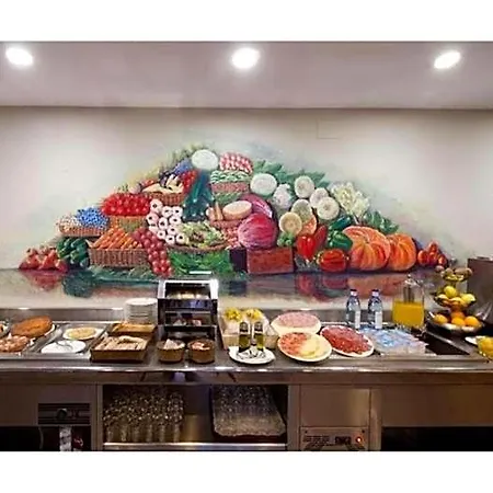 U-hotel Ciudad De 4*