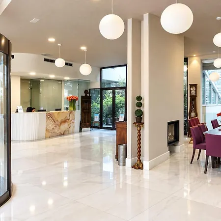 U-hotel Ciudad De Szálloda 4*