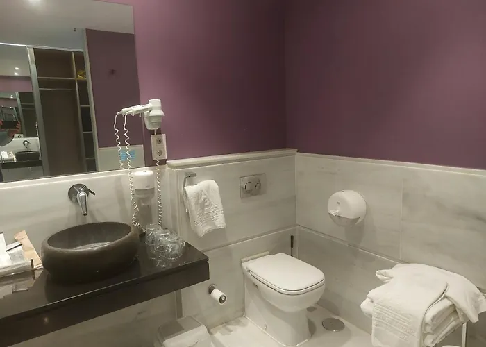 U-hotel Ciudad De 4*