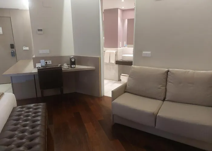 U-hotel Ciudad De Отель 4*