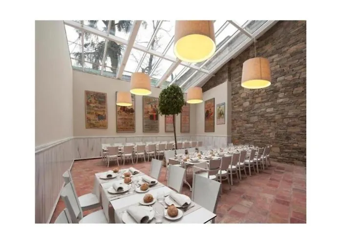 U-hotel Ciudad De Асторга