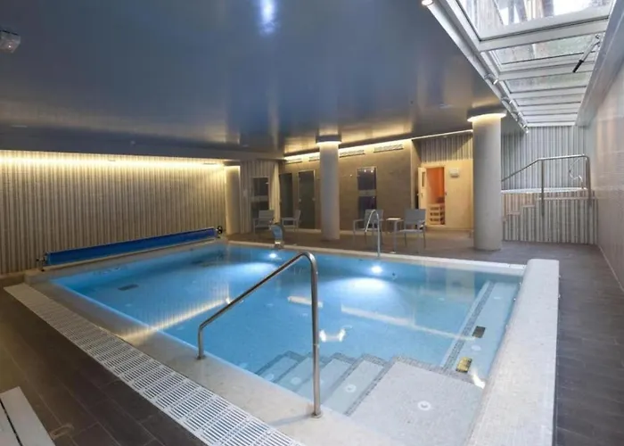 U-hotel Ciudad De 4*